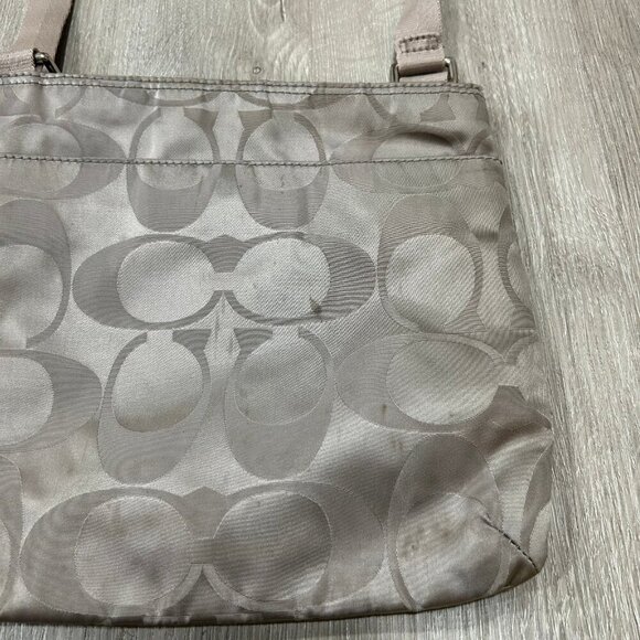 Coach Authentic Signature Getaway Nylon Adjustable Crossbody Bag Purse Grey - Picture 4 of 6